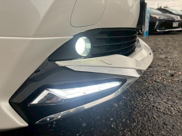 プリウス Ｓ　禁煙車　黒革シート　モデリスタフルエアロ　モデリスタ１７インチＡＷ　純正９型ナビ　バックカメラ　Ｂｌｕｅｔｏｏｔｈ　レーダークルーズコントロール　ＥＴＣ　ドライブレコーダー　ＡＣ１００Ｖ　フォグライト（64枚目）