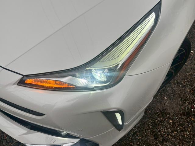 プリウス Ｓ　禁煙車　黒革シート　モデリスタフルエアロ　モデリスタ１７インチＡＷ　純正９型ナビ　バックカメラ　Ｂｌｕｅｔｏｏｔｈ　レーダークルーズコントロール　ＥＴＣ　ドライブレコーダー　ＡＣ１００Ｖ　フォグライト（67枚目）