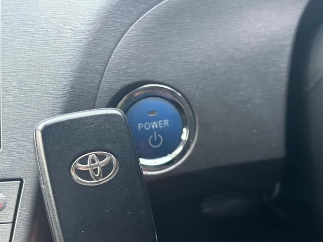 プリウス Ｓ　後期　純正８型ナビ　バックカメラ　Ｂｌｕｅｔｏｏｔｈ　フルセグテレビ　ＥＴＣ　ＵＳＢポート　前後ドライブレコーダー　純正１５インチアルミホイール　オートライト　プッシュスタート　スマートキー（44枚目）