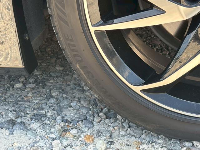 プリウス Ａツーリングセレクション　禁煙　黒革シート　モデリスタフルエアロ　モデリスタ１７インチＡＷ　モデリスマフラー　純正９型ナビ　バックカメラ　Ｂｌｕｅｔｏｏｔｈ　ブラインドスポットモニター　ＥＴＣ　フォグライト　ＬＥＤヘッドライト（25枚目）