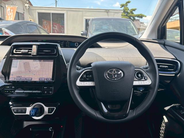 プリウス Ａツーリングセレクション　禁煙　黒革シート　モデリスタフルエアロ　モデリスタ１７インチＡＷ　モデリスマフラー　純正９型ナビ　バックカメラ　Ｂｌｕｅｔｏｏｔｈ　ブラインドスポットモニター　ＥＴＣ　フォグライト　ＬＥＤヘッドライト（33枚目）