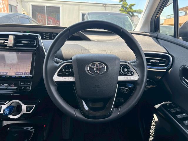 プリウス Ａツーリングセレクション　禁煙　黒革シート　モデリスタフルエアロ　モデリスタ１７インチＡＷ　モデリスマフラー　純正９型ナビ　バックカメラ　Ｂｌｕｅｔｏｏｔｈ　ブラインドスポットモニター　ＥＴＣ　フォグライト　ＬＥＤヘッドライト（34枚目）