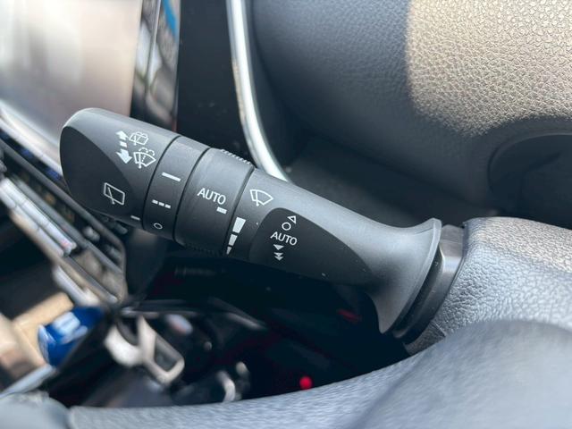 プリウス Ａツーリングセレクション　禁煙　黒革シート　モデリスタフルエアロ　モデリスタ１７インチＡＷ　モデリスマフラー　純正９型ナビ　バックカメラ　Ｂｌｕｅｔｏｏｔｈ　ブラインドスポットモニター　ＥＴＣ　フォグライト　ＬＥＤヘッドライト（37枚目）