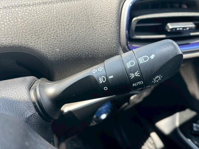 プリウス Ａツーリングセレクション　禁煙　黒革シート　モデリスタフルエアロ　モデリスタ１７インチＡＷ　モデリスマフラー　純正９型ナビ　バックカメラ　Ｂｌｕｅｔｏｏｔｈ　ブラインドスポットモニター　ＥＴＣ　フォグライト　ＬＥＤヘッドライト（38枚目）