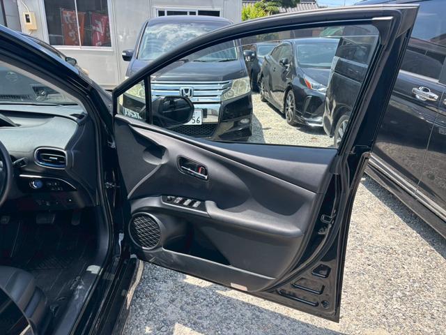 プリウス Ａツーリングセレクション　禁煙　黒革シート　モデリスタフルエアロ　モデリスタ１７インチＡＷ　モデリスマフラー　純正９型ナビ　バックカメラ　Ｂｌｕｅｔｏｏｔｈ　ブラインドスポットモニター　ＥＴＣ　フォグライト　ＬＥＤヘッドライト（60枚目）