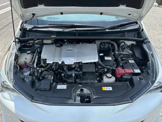 プリウス Ａツーリングセレクション　禁煙車　黒革　モデリスタエアロ　アルパイン９型ナビ　Ｂｌｕｅｔｏｏｔｈ機能　バックカメラ　レーダークルーズコントロール　ブラインドスポットモニター　トヨタセーフティー　ＥＴＣ　純正ツーリングアルミ（21枚目）