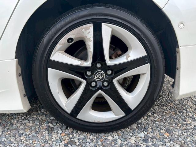 プリウス Ａツーリングセレクション　禁煙車　黒革　モデリスタエアロ　アルパイン９型ナビ　Ｂｌｕｅｔｏｏｔｈ機能　バックカメラ　レーダークルーズコントロール　ブラインドスポットモニター　トヨタセーフティー　ＥＴＣ　純正ツーリングアルミ（22枚目）