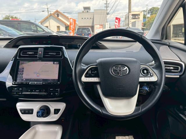 プリウス Ａツーリングセレクション　禁煙車　黒革　モデリスタエアロ　アルパイン９型ナビ　Ｂｌｕｅｔｏｏｔｈ機能　バックカメラ　レーダークルーズコントロール　ブラインドスポットモニター　トヨタセーフティー　ＥＴＣ　純正ツーリングアルミ（33枚目）