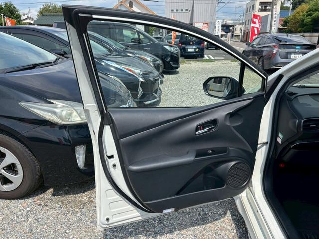 プリウス Ａツーリングセレクション　禁煙車　黒革　モデリスタエアロ　アルパイン９型ナビ　Ｂｌｕｅｔｏｏｔｈ機能　バックカメラ　レーダークルーズコントロール　ブラインドスポットモニター　トヨタセーフティー　ＥＴＣ　純正ツーリングアルミ（60枚目）