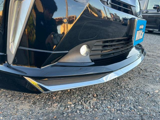 プリウス Ｓツーリングセレクション　禁煙　後期型　黒革　モデリスタフルエアロ　純正９インチナビ　２本出しマフラー　社外１８インチＡＷ　バックカメラ　Ｂｌｕｅｔｏｏｔｈ　ＡＣ１００Ｖ　シートヒーター　レーダークルーズコントロール　ＥＴＣ（67枚目）