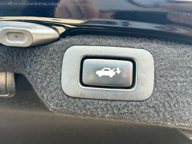 LS LS460 Fスポーツ 後期型 禁煙 サンルーフ マークレビンソン 三眼ヘッドライト 黒革シート ブラインドスポットモニター ハンドルヒーター メーカーナビ バックカメラ Bluetooth クルーズコントロール ドラレコ(61枚目)