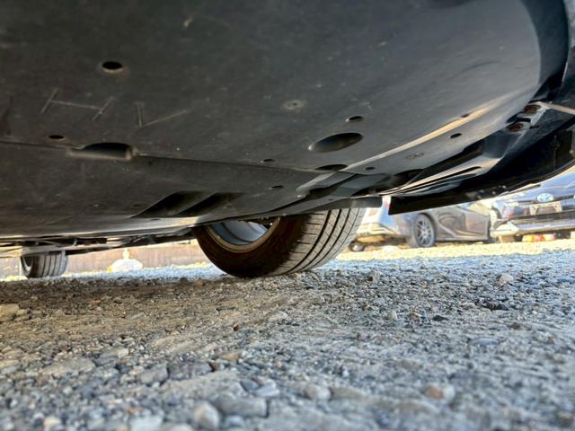 プリウス Ａツーリングセレクション　禁煙　モデリスタフルエアロ　ドライブサポートイルミネーション　黒革　純正ナビ　Ｂｌｕｅｔｏｏｔｈ　バックカメラ　ブラインドスポットモニター　レーダークルーズコントロール　ＥＴＣ　ＥＴＣ　シートヒーター（31枚目）