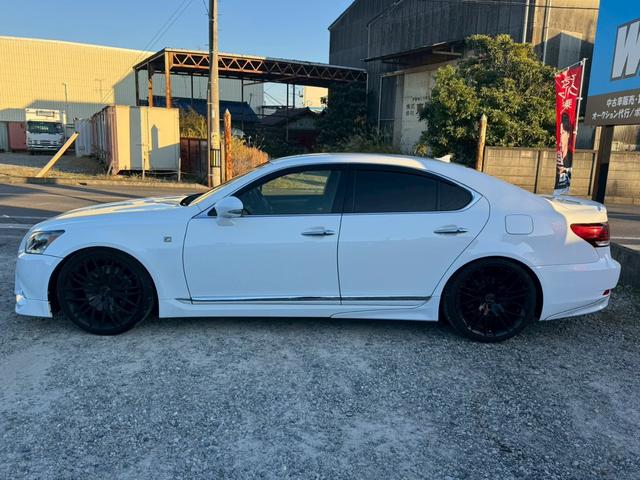 LS LS460 Fスポーツ 禁煙 後期 TEDフルエアロ TRD4本出しマフラー マークレビンソン カールソン21AW 三眼LEDヘッドライト エアサスコントローラー 黒革シート ブラインドスポットモニター ハンドルヒーター(76枚目)