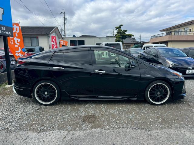 プリウス Sセーフティプラス 禁煙 サンルーフ モデリスタフルエアロ アルパイン9型ナビ アネーロコラソン19インチAW Bluetooth バックカメラ トヨタセーフティーセンス レーダークルーズコントロール クリアランスソナー(14枚目)