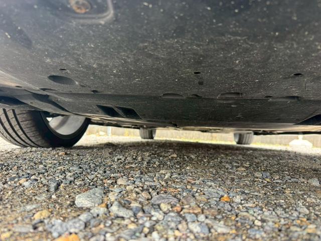 プリウス Sセーフティプラス 禁煙 サンルーフ モデリスタフルエアロ アルパイン9型ナビ アネーロコラソン19インチAW Bluetooth バックカメラ トヨタセーフティーセンス レーダークルーズコントロール クリアランスソナー(27枚目)