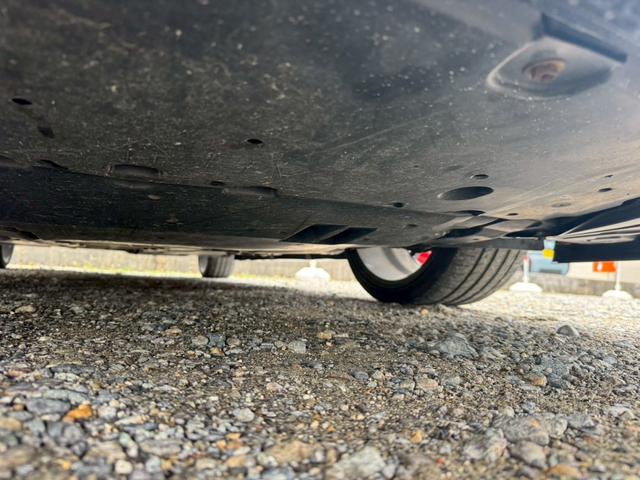 プリウス Sセーフティプラス 禁煙 サンルーフ モデリスタフルエアロ アルパイン9型ナビ アネーロコラソン19インチAW Bluetooth バックカメラ トヨタセーフティーセンス レーダークルーズコントロール クリアランスソナー(28枚目)