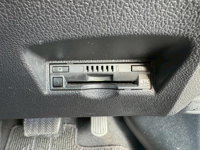 プリウス Sセーフティプラス 禁煙 サンルーフ モデリスタフルエアロ アルパイン9型ナビ アネーロコラソン19インチAW Bluetooth バックカメラ トヨタセーフティーセンス レーダークルーズコントロール クリアランスソナー(51枚目)