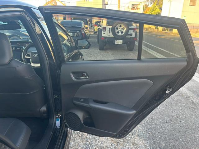 プリウス Ａツーリングセレクション　禁煙車　モデリスタフルエアロ　黒革シート　純正９型ナビ　Ｂｌｕｅｔｏｏｔｈ　バックカメラ　レーダークルーズコントロール　ブラインドスポットモニター　ＥＴＣ　シートヒーター　ツーリング１７インチアルミ（56枚目）