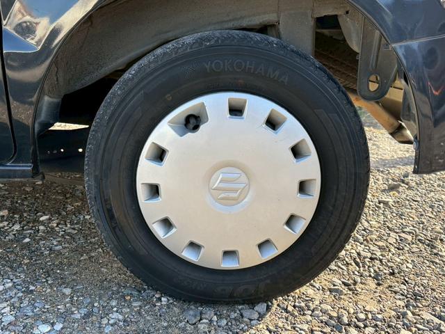 エブリイ ジョインターボ　黒ナンバー登録可　禁煙車　ターボ　社外ナビ　ＴＶ　ＣＤ　ＤＶＤ　ＥＴＣ　キーレス　パワーウィンドウ　電動格納ミラー　エアコン　シートカバー　ハイルーフ　スペアタイヤ　ＡＢＳ　オートマ　衝突安全ボディー（21枚目）