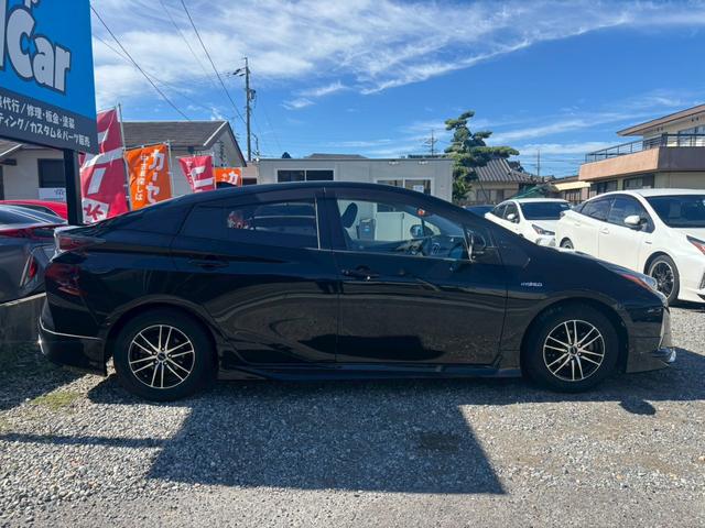 プリウス A 禁煙車 サンルーフ モデリスタフルエアロ 純正9インチナビ Bluetooth ブラインドスポットモニター ETC ドライブレコーダー HDMIポート AC100V レーダークルーズコントロール(15枚目)