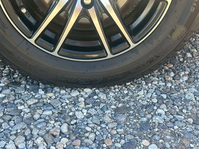 プリウス A 禁煙車 サンルーフ モデリスタフルエアロ 純正9インチナビ Bluetooth ブラインドスポットモニター ETC ドライブレコーダー HDMIポート AC100V レーダークルーズコントロール(25枚目)