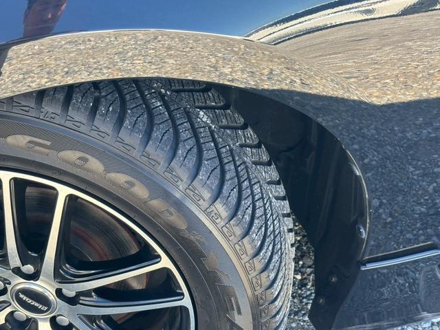 プリウス A 禁煙車 サンルーフ モデリスタフルエアロ 純正9インチナビ Bluetooth ブラインドスポットモニター ETC ドライブレコーダー HDMIポート AC100V レーダークルーズコントロール(26枚目)