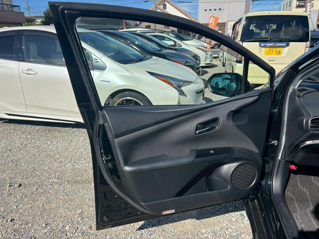 プリウス A 禁煙車 サンルーフ モデリスタフルエアロ 純正9インチナビ Bluetooth ブラインドスポットモニター ETC ドライブレコーダー HDMIポート AC100V レーダークルーズコントロール(61枚目)