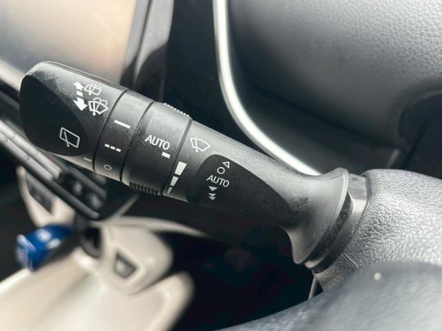 プリウス Aツーリングセレクション 禁煙車 黒革シート モデリスタフルエアロ 純正9インチナビ バックカメラ Bluetooth ブラインドスポットモニター レーダークルーズコントロール シートヒーター ETC ドライブレコーダー(37枚目)