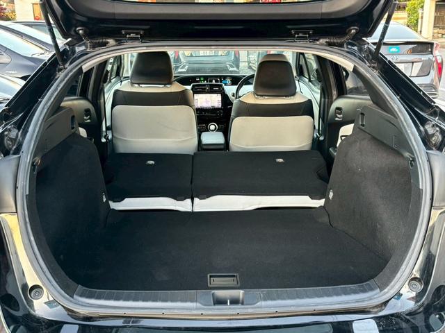 プリウス Sツーリングセレクション 禁煙車 モデリスタフルエアロ モデリスタ17インチAW アルパイン9インチナビ バックカメラ Bluetooth ETC HDMIポート 白革シート シートヒーター フォグランプ LEDヘッドライト(11枚目)
