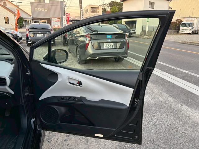 プリウス Sツーリングセレクション 禁煙車 モデリスタフルエアロ モデリスタ17インチAW アルパイン9インチナビ バックカメラ Bluetooth ETC HDMIポート 白革シート シートヒーター フォグランプ LEDヘッドライト(59枚目)