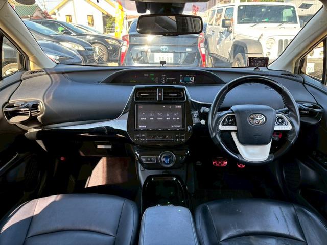 プリウス Aツーリングセレクション モデリスタフルエアロ 純正9インチナビ バックカメラ Bluetooth 黒革 ブラインドスポットモニター レーダークルーズコントロール リバース連動ミラー ETC シートヒータ ツーリング17AW(32枚目)