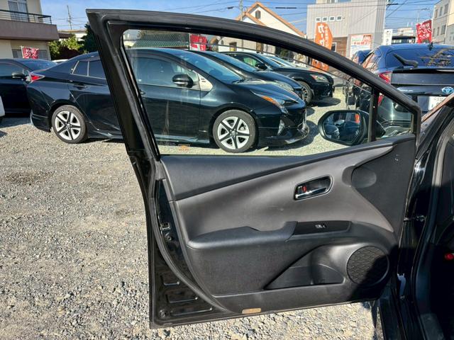 プリウス Aツーリングセレクション モデリスタフルエアロ 純正9インチナビ バックカメラ Bluetooth 黒革 ブラインドスポットモニター レーダークルーズコントロール リバース連動ミラー ETC シートヒータ ツーリング17AW(61枚目)