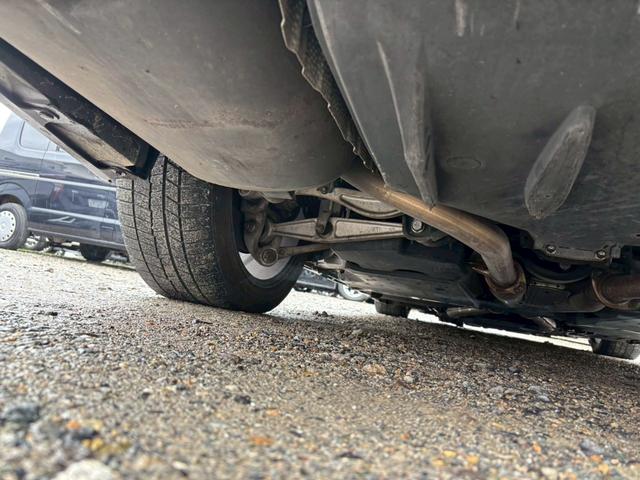 ＬＳ ＬＳ６００ｈ　Ｆスポーツ　後期型　禁煙　サンルーフ　エアサスコントローラ　黒革　ブラインドスポットモニター　レーダークルーズコントロール　ハンドルヒーター　メーカーナビ　バックカメラ　Ｂｌｕｅｔｏｏｔｈ　ドライブレコーダー（27枚目）