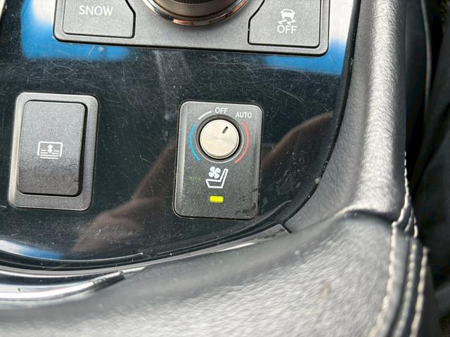 ＬＳ ＬＳ６００ｈ　Ｆスポーツ　後期型　禁煙　サンルーフ　エアサスコントローラ　黒革　ブラインドスポットモニター　レーダークルーズコントロール　ハンドルヒーター　メーカーナビ　バックカメラ　Ｂｌｕｅｔｏｏｔｈ　ドライブレコーダー（54枚目）