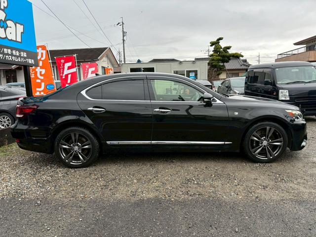 ＬＳ ＬＳ６００ｈ　Ｆスポーツ　後期型　禁煙　サンルーフ　エアサスコントローラ　黒革　ブラインドスポットモニター　レーダークルーズコントロール　ハンドルヒーター　メーカーナビ　バックカメラ　Ｂｌｕｅｔｏｏｔｈ　ドライブレコーダー（75枚目）