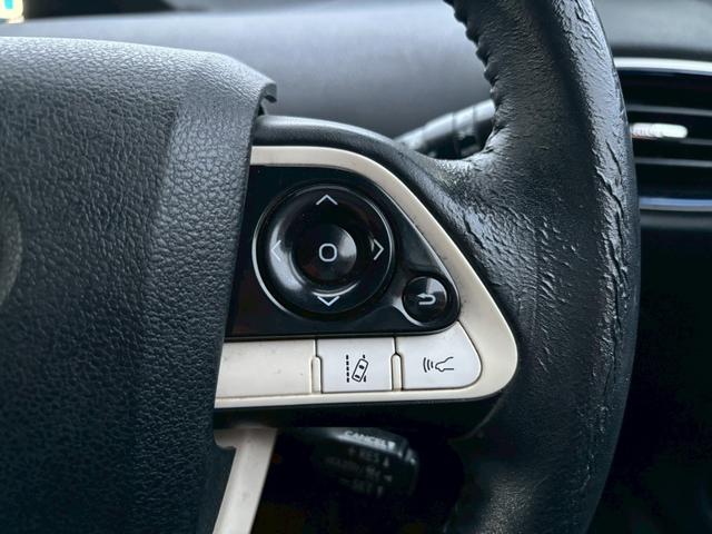 プリウス Ａツーリングセレクション　黒革　モデリスタフルエアロ　社外１７インチＡＷ　社外ナビ　Ｂｌｕｅｔｏｏｔｈ　フルセグＴＶ　バックモニター　ＥＴＣ　レーダークルーズコントロール　ブラインドスポットモニター　ヘッドアップディスプレイ（36枚目）