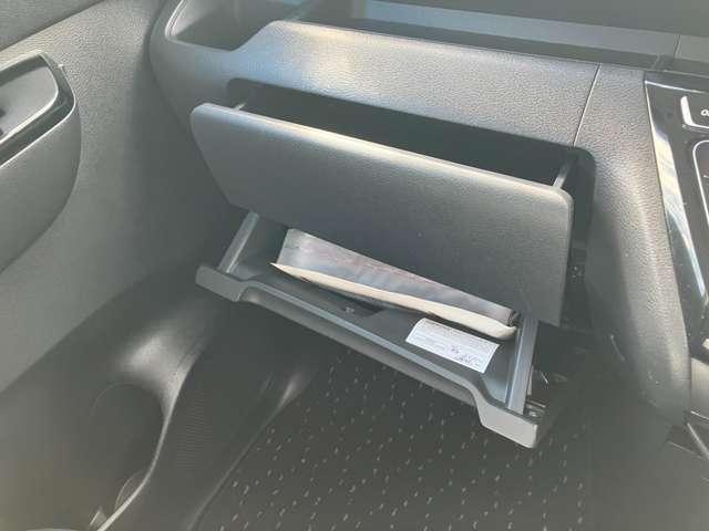 �g���₷�����[���A�g���₷���ꏊ�ɁB�e�B�b�V���{�b�N�X�����[�ł���C���X�g�{�b�N�X�ƃO���[�u�{�b�N�X�ő�e�ʂ̎��[�X�y�[�X