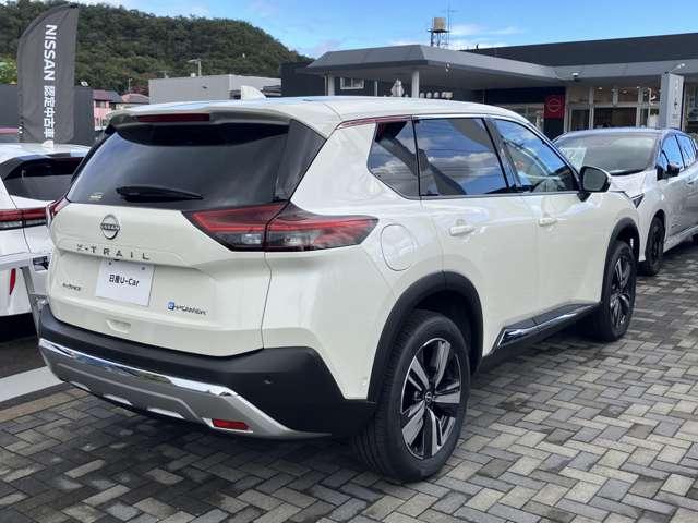 納車前に入念な点検整備をさせていただきます。もちろん全車走行距離無制限のワイド保証付きですので安心してお乗りいただけます。