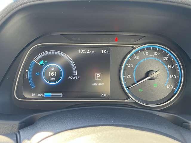 スピードメーターやエコモードインジケーターに加え、ドライブコンピューター機能搭載のアドバンスドドライブアシストディスプレイ（７インチカラーディスプレイ）。