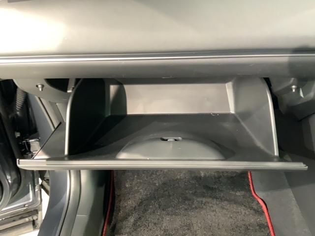 ヴェゼル ｅ：ＨＥＶ　Ｚ　Ｈ　ＳＥＮＳＩＮＧ　最長５年保証　ワンオ－ナ－　純正ナビ　ＴＶ　Ｒカメラ　マルチビュ－　ＤＶＤ　ドラレコ　ＥＴＣ　ＬＥＤライト　ＶＳＡ　シ－トヒ－タ－　クルコン　アルミ　スマ－トキ－　盗難防止装置（27枚目）