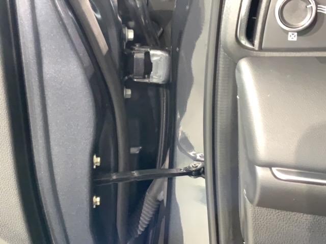 ヴェゼル ｅ：ＨＥＶ　Ｚ　Ｈ　ＳＥＮＳＩＮＧ　最長５年保証　ワンオ－ナ－　純正ナビ　ＴＶ　Ｒカメラ　マルチビュ－　ＤＶＤ　ドラレコ　ＥＴＣ　ＬＥＤライト　ＶＳＡ　シ－トヒ－タ－　クルコン　アルミ　スマ－トキ－　盗難防止装置（43枚目）