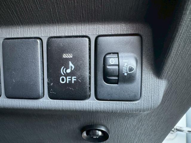 プリウスアルファ Ｓ　社外ナビ　ＧＰＳレーダー　ＥＴＣ　社外アルミホイール（58枚目）