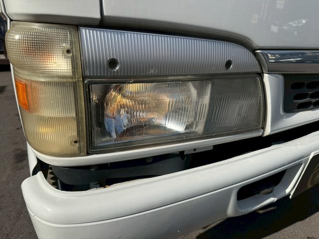 ISUZU ELF TRUCK DUMP