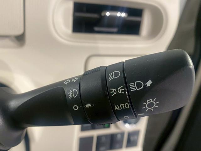 ムーヴキャンバス ＸリミテッドメイクアップＳＡＩＩＩ　フルセグＴＶ　両側電動スライドドア　ＥＴＣ　ドラレコ　左右パワースライドドア　ＬＥＤ　禁煙　ナビＴＶ　セキュリティアラーム　地デジＴＶ　横滑り防止機能　パワーウインドウ　キーフリー　Ｂカメラ　エアコン（13枚目）