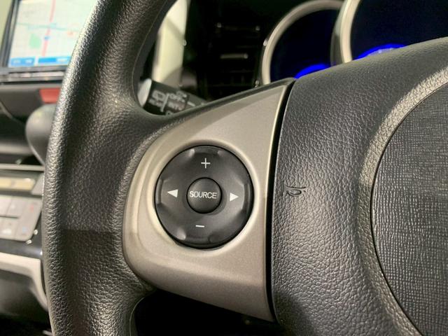 Ｎ－ＢＯＸカスタム Ｇ・Ｌパッケージ　両側電動スライドドア　ＨＩＤ　左右パワースライド　アイドリングストップ車　ＵＳＢポート　禁煙車両　ナビ・ＴＶ　スマキ－　フロントベンチシート　地デジＴＶ　パワーウィンドウ　盗難防止システム　パワステ（11枚目）