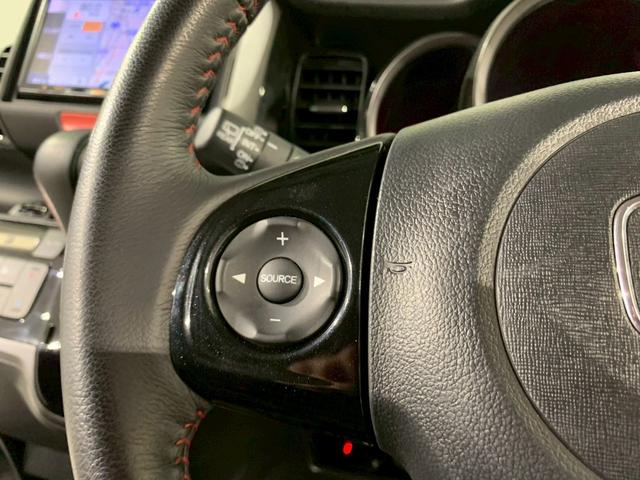 Ｎ－ＢＯＸカスタム Ｇ・Ａパッケージ　ワンセグＴＶ　ＨＩＤ　ナビ　追突被害軽減ブレーキ　ｉストップ　サイドＳＲＳ　運転席エアバッグ　横滑り防止装置付き　パワーウインドウ　キーレス　盗難防止システム　禁煙車　スマートキープッシュスタート（11枚目）