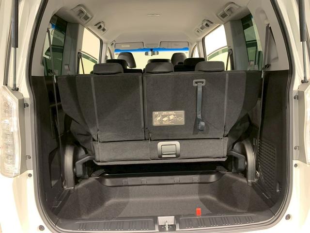 ステップワゴンスパーダ Ｚ　両側電動スライドドア　フルセグＴＶ　ナビ　ＡＷ　８人乗り　横滑防止　イモビ　スマキー　地デジＴＶ　バックモニタ－　３列シ－ト　キーフリー　パワーウィンド　禁煙車両　ＥＴＣ付　エアコン　ＤＶＤ再生　ＰＳ（20枚目）