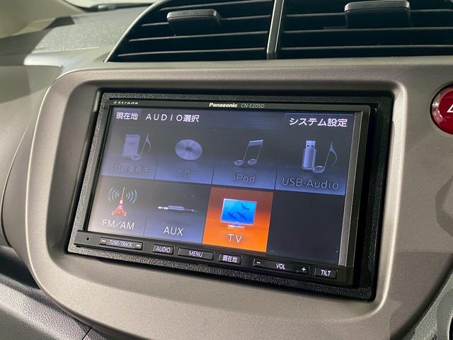 フィット Ｇ　ＡＷナビ　運転席助手席エアバッグ　ナビ・ＴＶ　１セグＴＶ　キーレスリモコン　エアコン　ＡＢＳ　パワーウィンドウ　パワステ　禁煙車　運転席エアバッグ（6枚目）