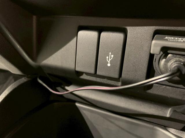 フィット 13G・F 前側ドラレコ メモリ-ナビ フルセグTV LEDヘッドライト 5MT リヤカメラ アクティブクルーズ 衝突被害軽減 地デジ 禁煙 イモビライザー 助手席エアバック キーレス AAC パワーウィンドー(12枚目)