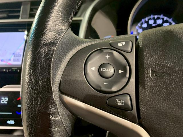 フィット 13G・F 前側ドラレコ メモリ-ナビ フルセグTV LEDヘッドライト 5MT リヤカメラ アクティブクルーズ 衝突被害軽減 地デジ 禁煙 イモビライザー 助手席エアバック キーレス AAC パワーウィンドー(14枚目)